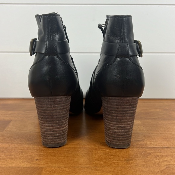 Cole Haan Cassidy buckle ankle boot stacked heel black leather size 10 - Picture 4 of 9